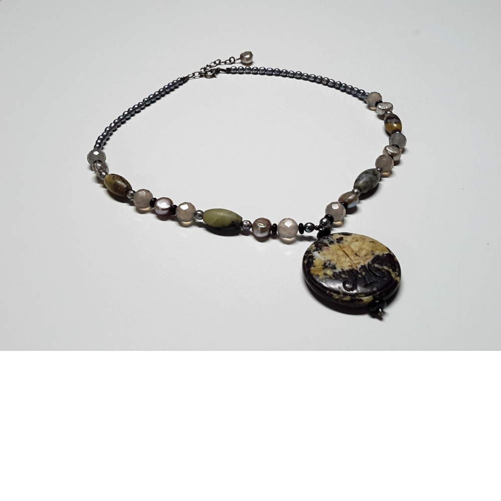 Vintage Serpentine Pearl Beaded Necklace w/Pendant